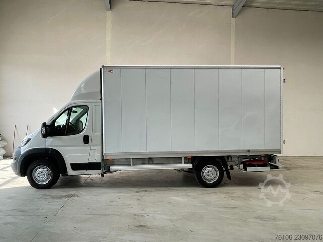 Box van PEUGEOT Boxer Koffer mit grosse Türen *Klima*Navi*