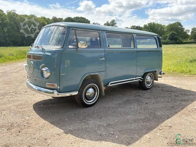 Passenger van Volkswagen T2