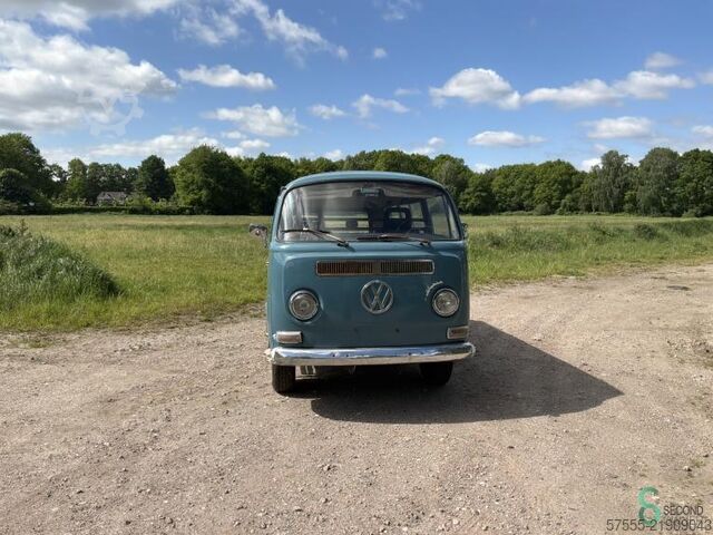 Passenger van Volkswagen T2