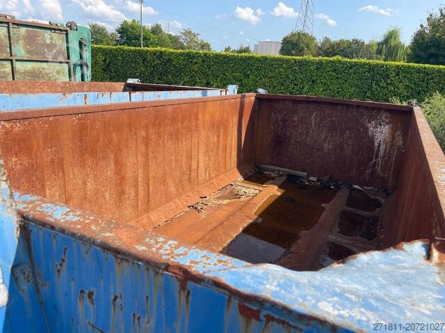 Roll-off container CONTAINER SCARRABILE USATO A CIELO APERTO