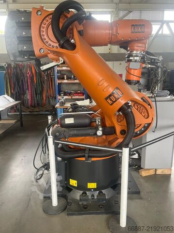 Industrial robot KUKA KR 500-2 MT