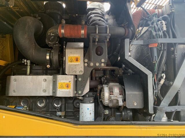 WHEEL LOADER Komatsu WA250PZ-6