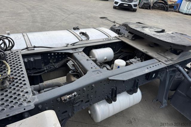 Standard SZM IVECO Stralis 480 4x2