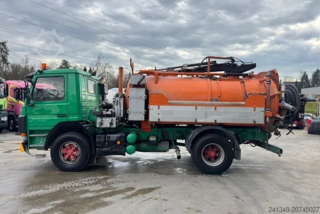 Vacuum tank truck SCANIA 113 4x2 Kaiser Saugwagen