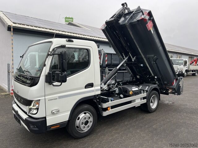 Abrollkipper Transporter Fuso Fuso Canter 7C18 City Abrollkipper AHK Hooklift