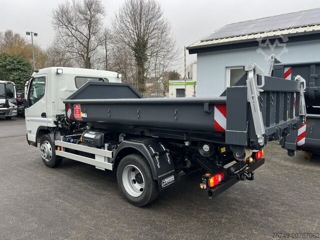 Abrollkipper Transporter Fuso Fuso Canter 7C18 City Abrollkipper AHK Hooklift
