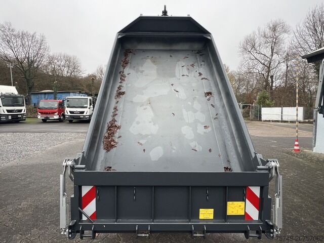 Abrollkipper Transporter Fuso Fuso Canter 7C18 City Abrollkipper AHK Hooklift