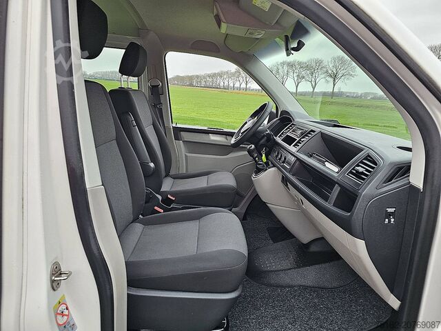 Passenger transportation VOLKSWAGEN TRANSPORTER 2.0 TDI L2H1 Combi 9p Airco!