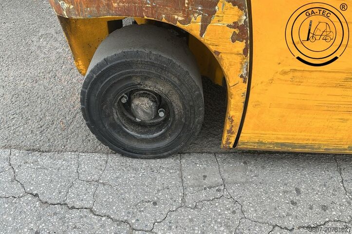 Treibgasstapler Jungheinrich TFG316