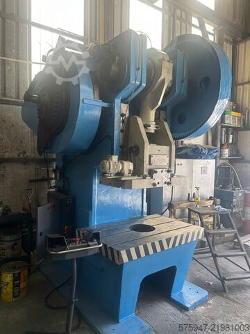 250 Tonnen C-Typ Exzenterpresse CRONOSSTECH CECP 250