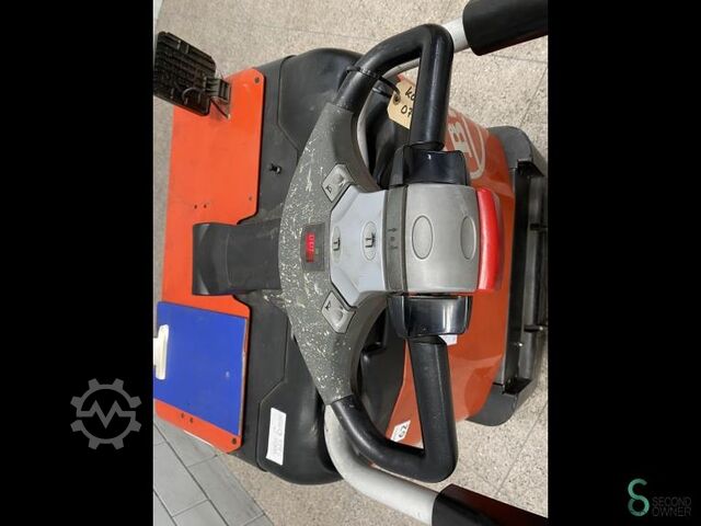 Pallet truck BT LPE240