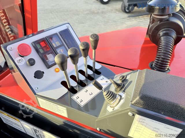 Vierwegestapler Combilift C3000CB GAS TRIPLEX 4900 FREE-LIFT