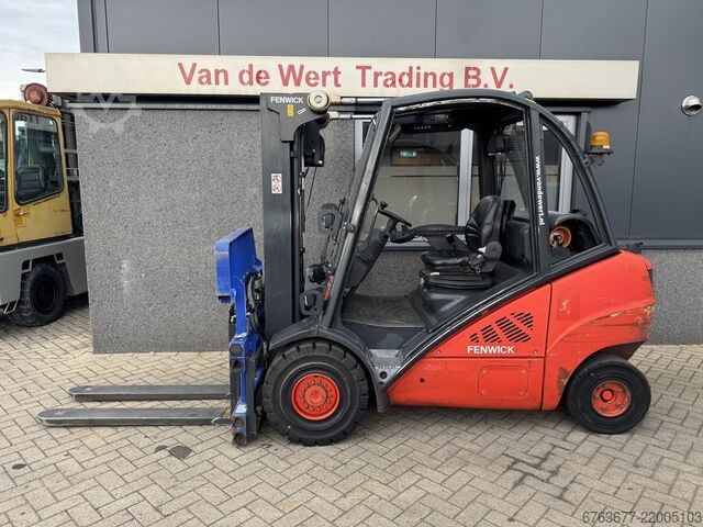 Linde H30T-01 Triplex 460 Freelift / Sideshift / Fork positioner / Fork extension LPG 2011 LINDE H30T-01 Triplo 460 Freelift / Sideshift / Vorkversteller / Vorkverlenging LPG 2011