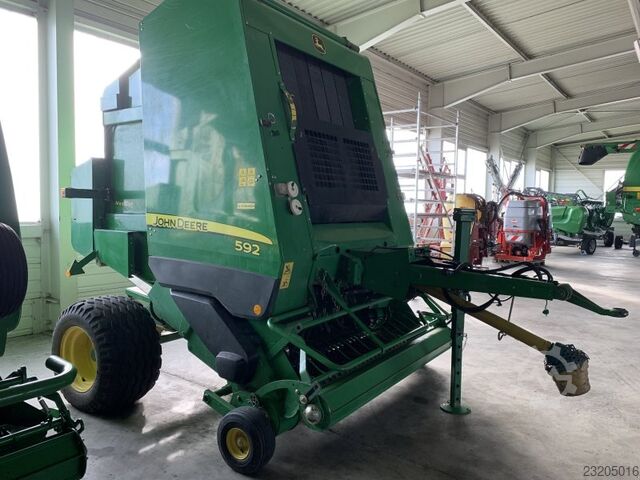 John Deere 592 Maxi Cut John Deere 592 Maxi Cut