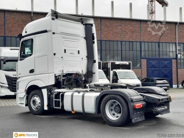 Standard SZM MERCEDES-BENZ 1851 LS BigSpace Kipphydr. Standklima Retarder