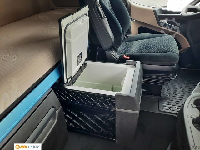 Standard SZM MERCEDES-BENZ 1851 LS BigSpace Kipphydr. Standklima Retarder