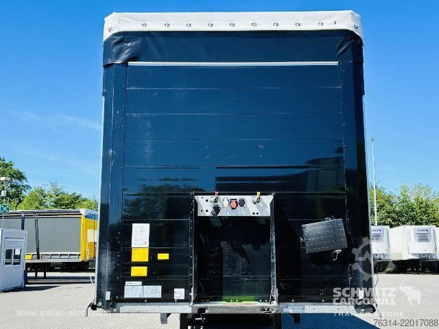 Auflieger mit Pritsche & Plane Schmitz Cargobull Curtainsider Standard Getränke