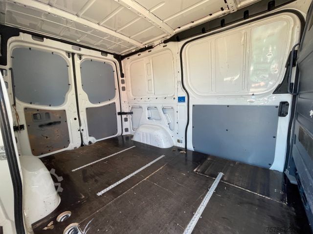 Panel van VW Crafter 35 KA/ L1H1/ AC/ 2xSchiebetür/ NAVI/ AHK