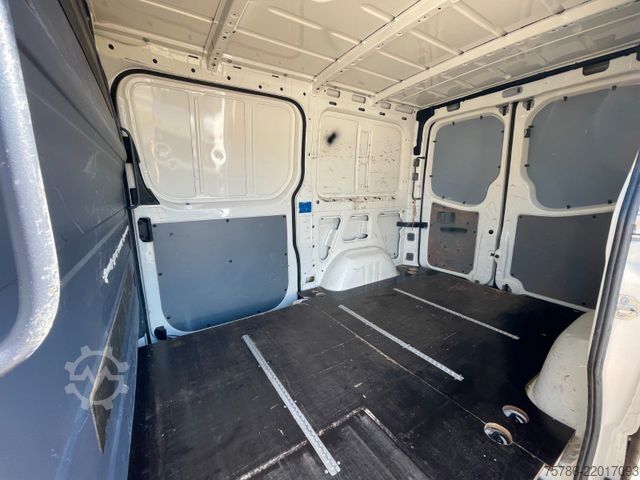 Panel van VW Crafter 35 KA/ L1H1/ AC/ 2xSchiebetür/ NAVI/ AHK