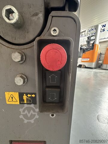 EZS 570 * NEUE Batterie!! JUNGHEINRICH EZS 570 * NEW battery !!