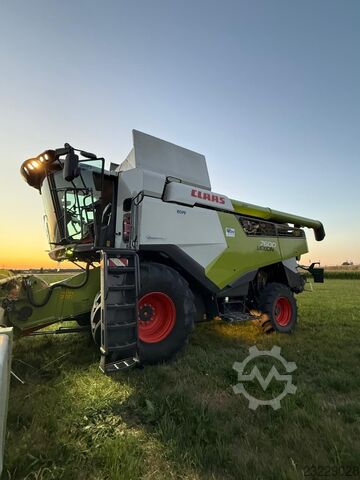CLAAS Claas Mähdrescher Lexion 7600 V Kanal Cemos Automatic, bj 2022 CLAAS Claas Mähdrescher Lexion 7600 V Kanal Ce