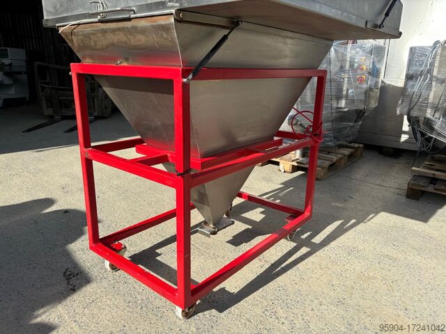 Stainless Steel Hoppers x 4 Stainless Steel Hoppers x 4 