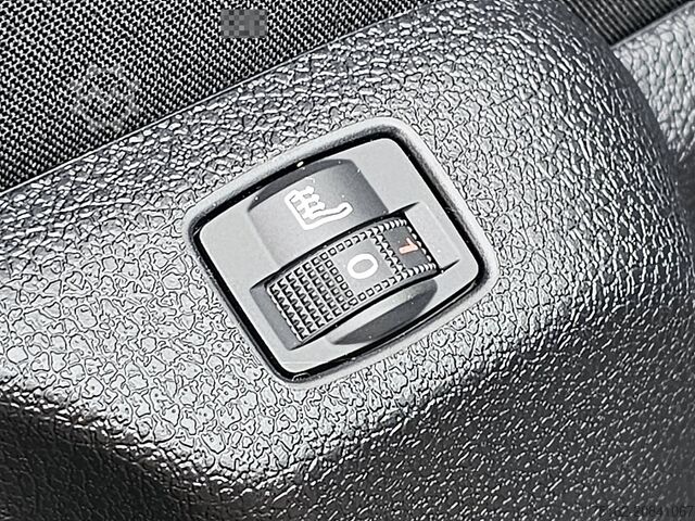 Hochdachkombi PEUGEOT E-EXPERT 75 kWh long range