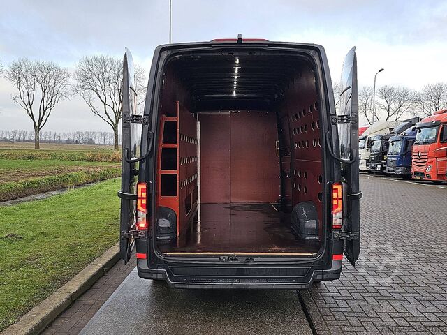 Hochdachkombi VOLKSWAGEN CRAFTER 35 2.0 ac automaat EURO6