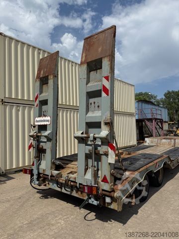 Low loader trailer MÜLLER-MITTELTAL TT40 Tieflader / Rampen