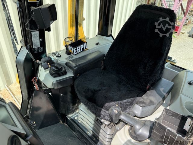 Road roller CATERPILLAR D6N LGP  System One/Klappschild/Deutsche Maschin