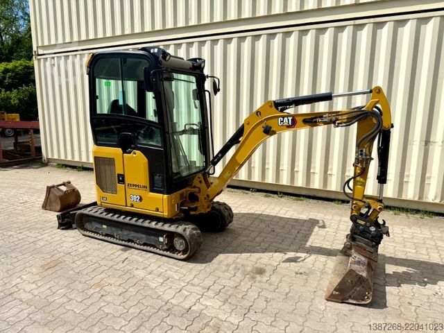 Mini excavator CATERPILLAR 302 CR / Powertilt / Deutsche Maschine