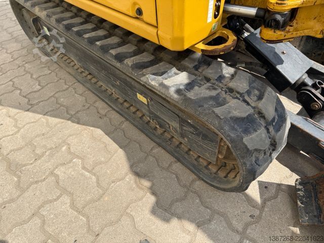 Mini excavator CATERPILLAR 302 CR / Powertilt / Deutsche Maschine