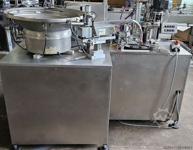 Sortier-, Zuführ- und Aufsetzmaschine  Sortier-, Zuführ- und Aufsetzmaschine