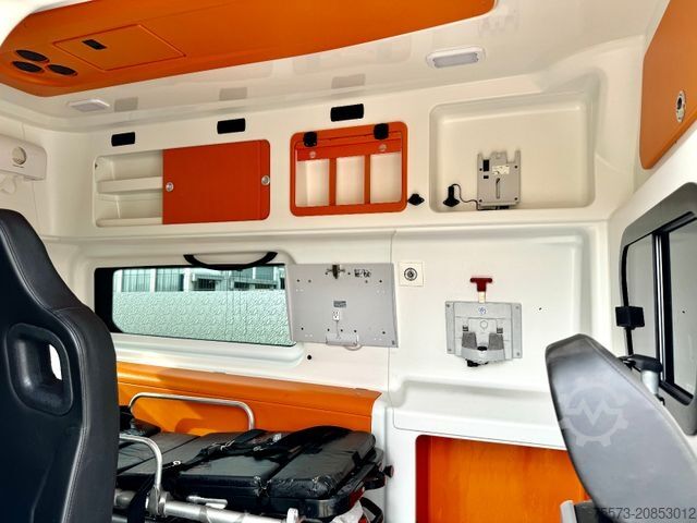 Feuerwehrfahrzeug FORD Custom