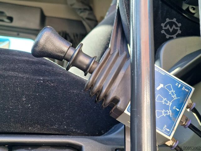 Standard-SZM MAN TGX 33.510 6x4 - Facelift - Low km 252Tkm - Nav...