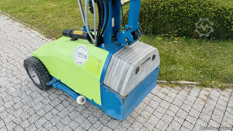 Glasheber Winlet glazing robot 350 glass lifter