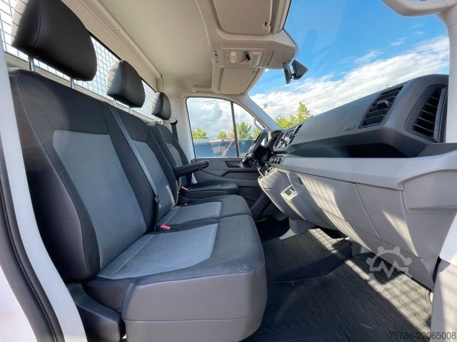 Tipper van VOLKSWAGEN Crafter 35 L2 4x4 MOTION/ Schoon Kipper/ AHK/ AC