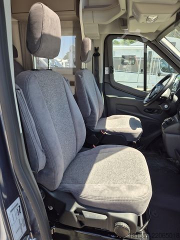 Semi-integrated camper CARADO Edition26 T Ford 449 Hubbett / Automatik / Backo