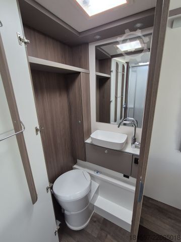 Semi-integrated camper CARADO Edition26 T Ford 449 Hubbett / Automatik / Backo