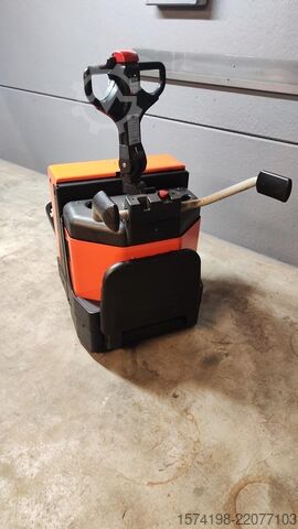 Manual stacker X6 TOYOTA BT 