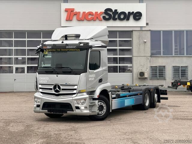 Swap body truck  eActros 400LL MULTIWECHSLER BDF