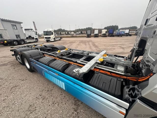 Swap body truck  eActros 400LL MULTIWECHSLER BDF