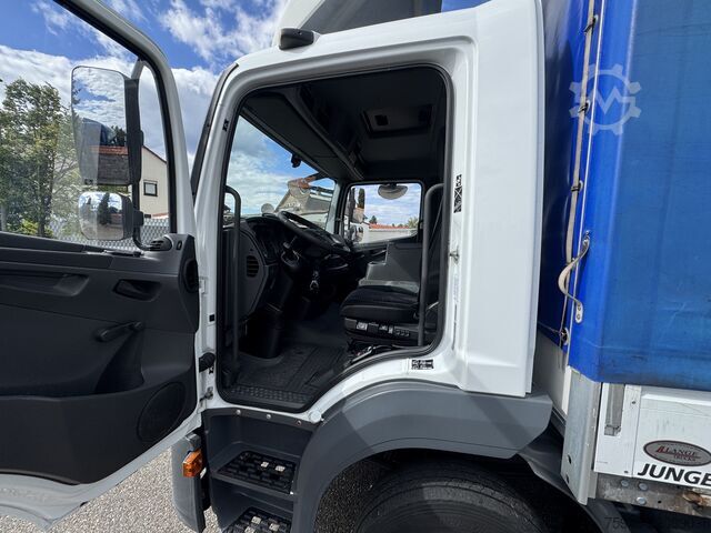 Atego 1221 L tail lift 1.5t, Edscha sliding roof, air conditioning Mercedes-Benz Atego 1221 L Pr/Pl., LBW 1,5to. , Klima
