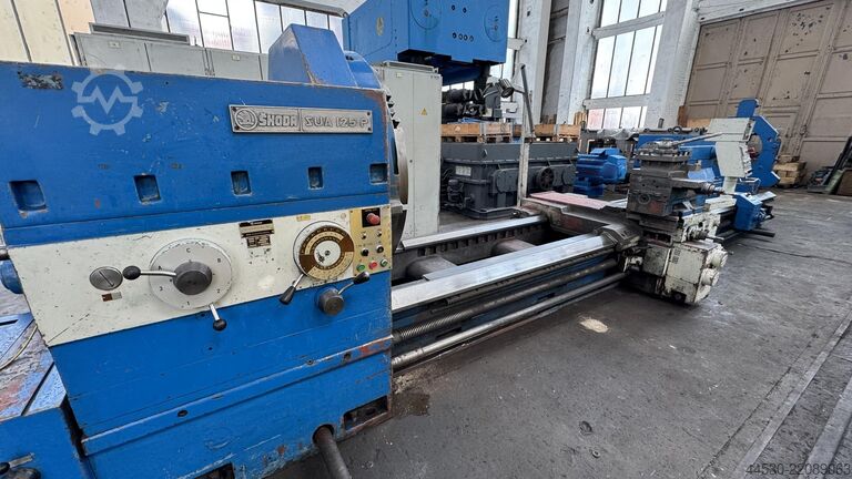 Cycle-controlled lathe SKODA SUA125 P (125x5000)