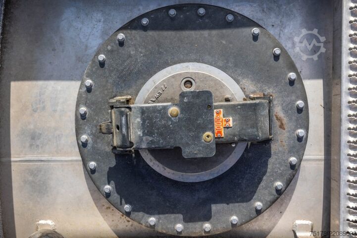 Fuel tanker RENAULT T 380 +MAGYAR 19.000L/6COMP+INTARDER