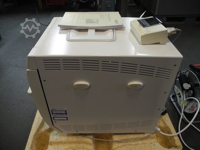 Autoclave / Sterilizer Melag Vacuklav 31 B+