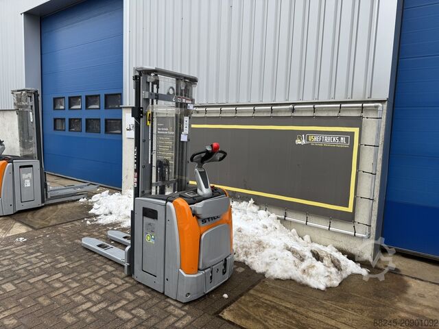 Electric stacker Still EXV SF 14 VS-22600 STILL EXV SF 14