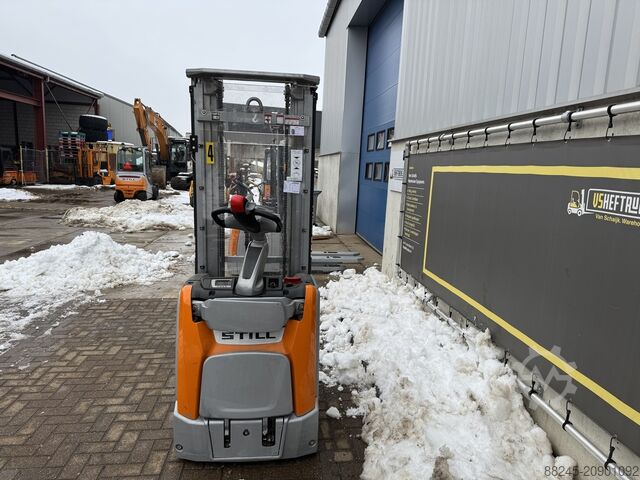 Electric stacker Still EXV SF 14 VS-22600 STILL EXV SF 14