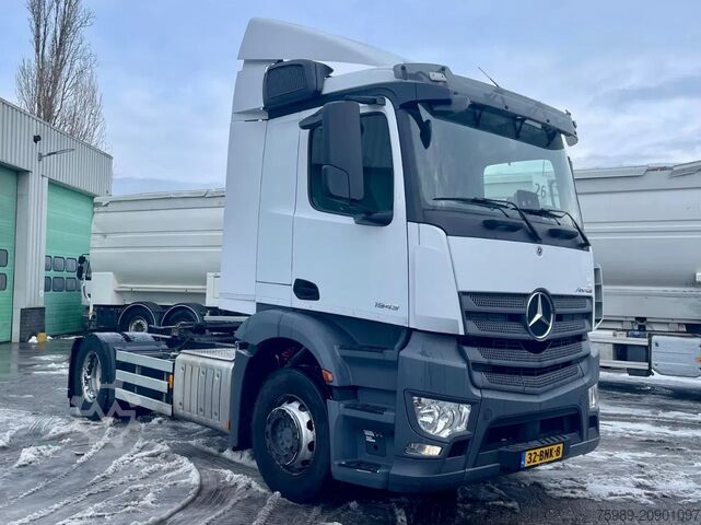 Standard-SZM Mercedes-Benz Antos 1943 , 243748 km!   origineel NL trekker...