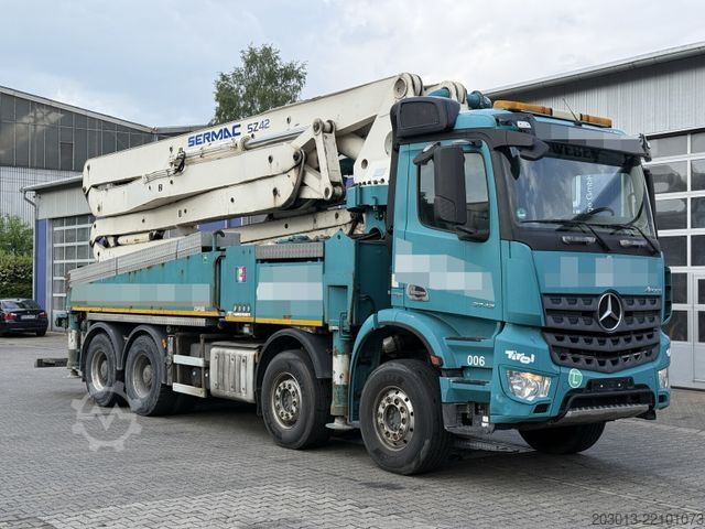 Betonpumpen-LKW MERCEDES-BENZ AROCS 3742 8x4 Euro 6 Sermac 5Z42